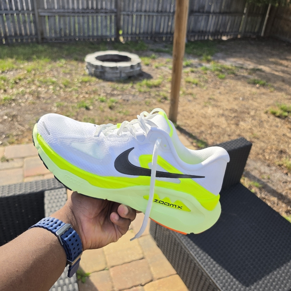 Nike Structure Plus - image 1